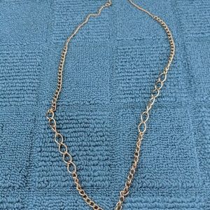 Gold chain necklace